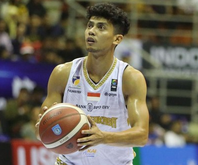 nuke-saputra-tampil-solid-sebagai-point-guard-cadangan