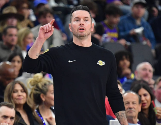 jj-redick-bilang-bahwa-absen-lebron-membuat-tim-kewalahan