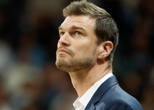 tiago-splitter-dipilih-sebagai-pelatih-pengganti-blazers
