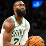 jaylen-brown-alami-cedera-saat-melawan-timberwolves