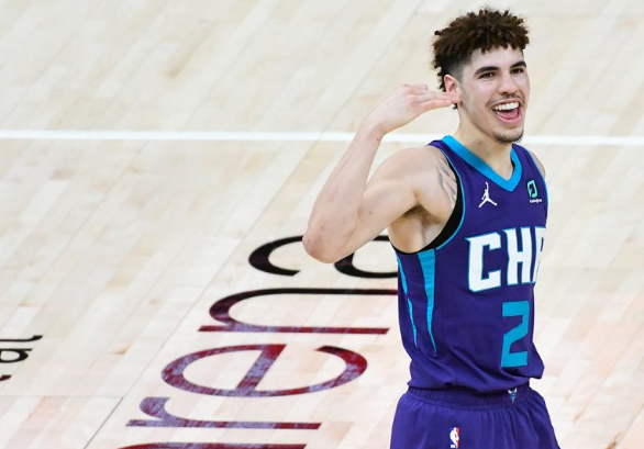 selebrasi-poin-basket-yang-pernah-viral-di-media