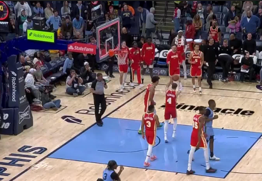 hawks-menang-dramatis-124-122-lawan-grizzlies