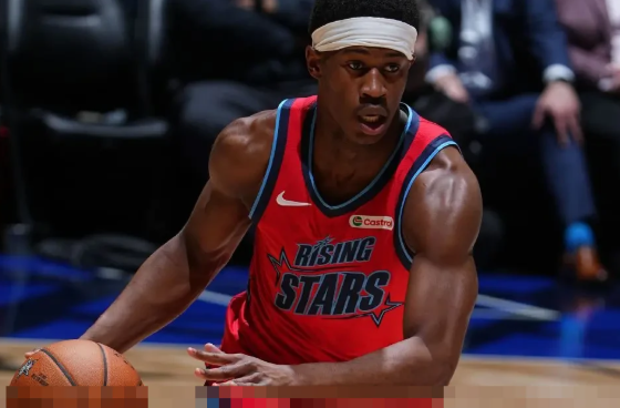 Rising Stars Championship: Vince Juara Tipis