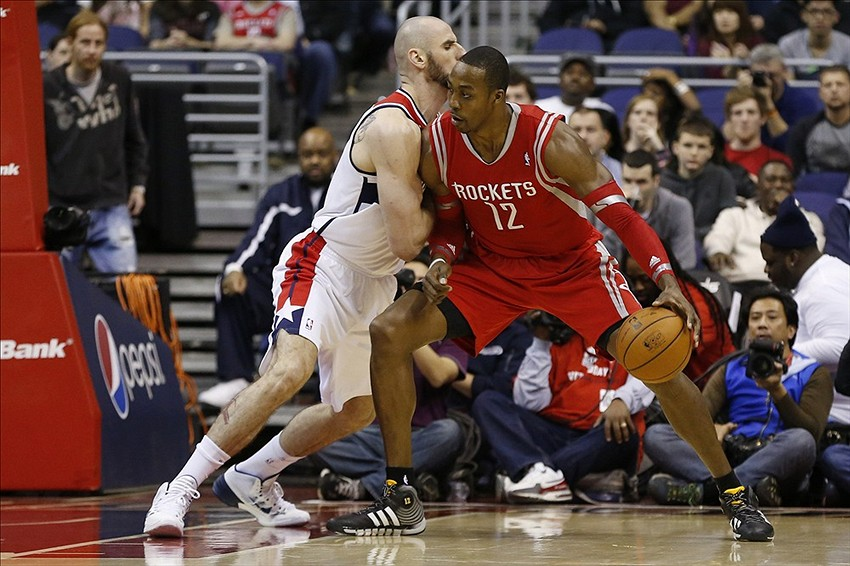 Analisis Peran Center dalam Mendominasi Area Paint